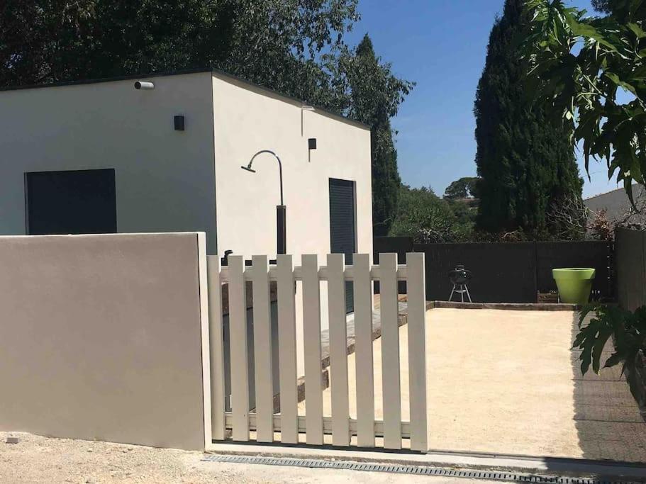 Lou Mazet Villa Uchaud Kültér fotó